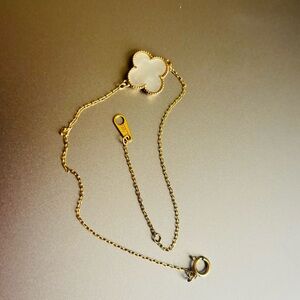 Bracelet Solid 14KT Yellow Gold Mother of White Pearl